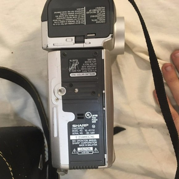 SHARP VL-A111 VIEWCAM 16X POWER ZOOM FOR PARTS ONLY UNTESTED SILVER NM 32296 - Picture 7 of 9